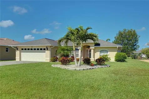 66 Clubhouse Road Rotonda West FL 33947