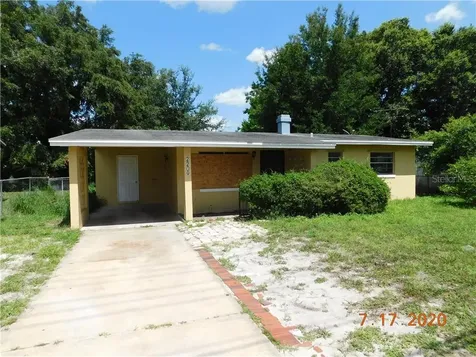2209 Kingsland Avenue Orlando FL 32808