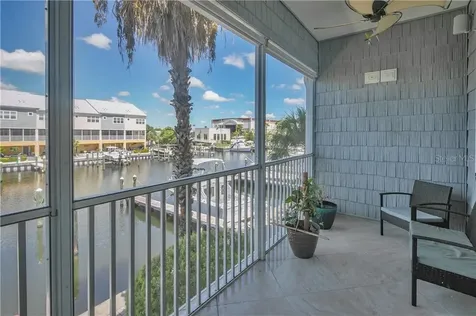 6025 Anchorage Way S St Petersburg FL 33712