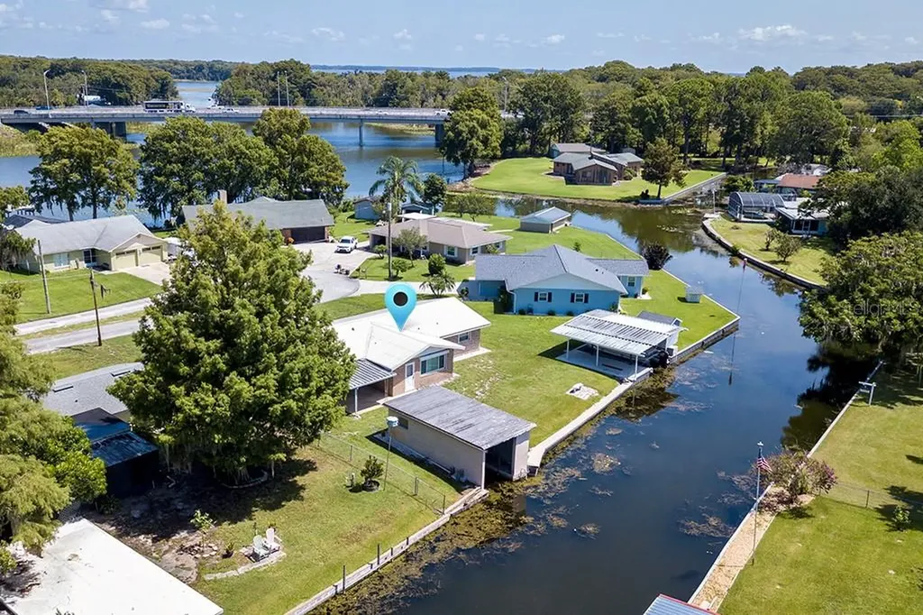 31948 Tropical Shores Drive Tavares FL 32778