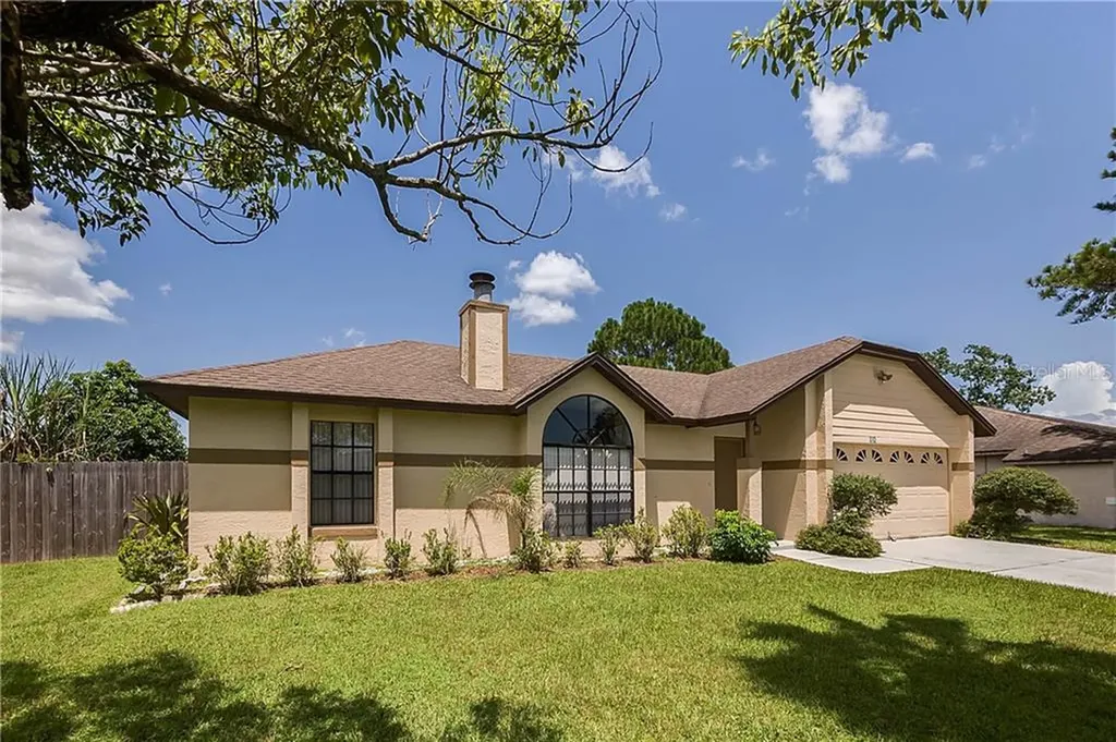 112 Lindenwood Lane Kissimmee FL 34743