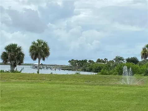 243 Golden Bay Boulevard Oak Hill FL 32759