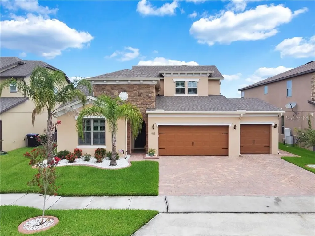 915 Fountain Coin Loop Orlando FL 32828