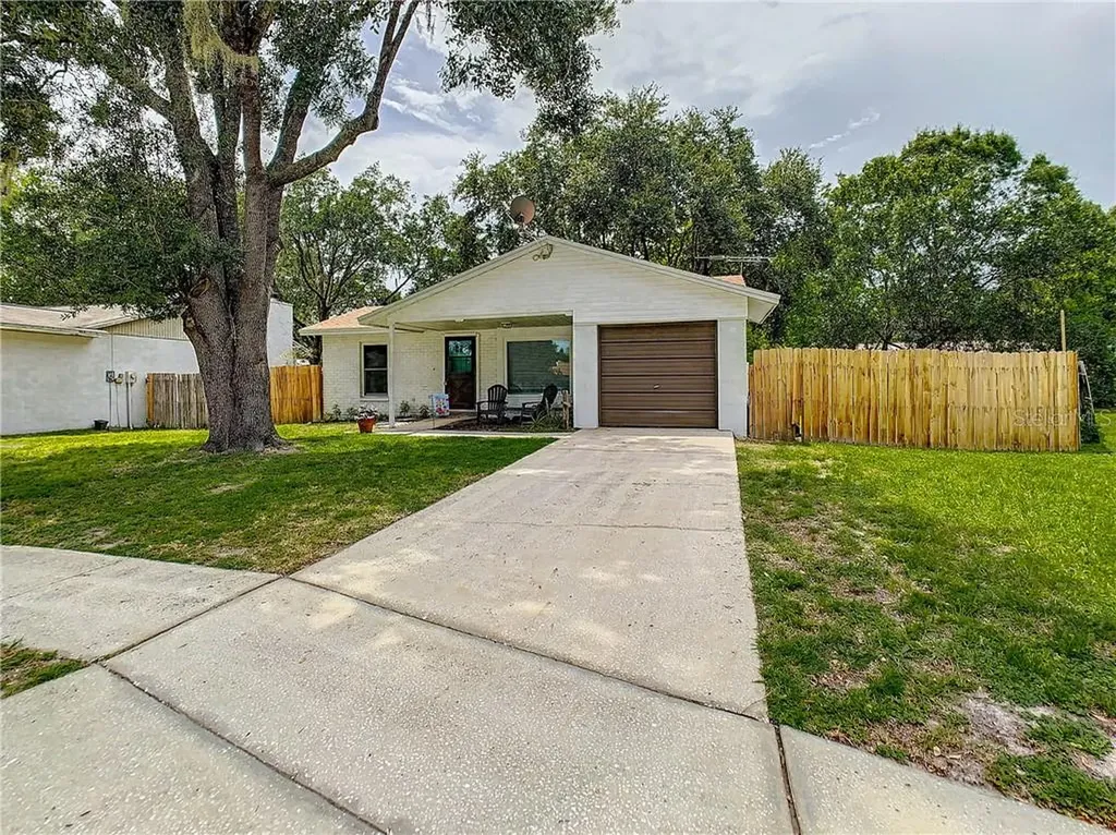 1413 Eastwood Drive Lutz FL 33549