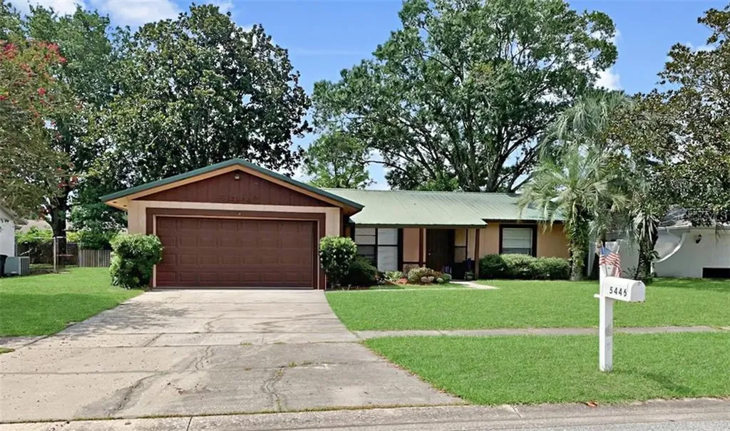 5446 N Woodcrest Drive Winter Park FL 32792