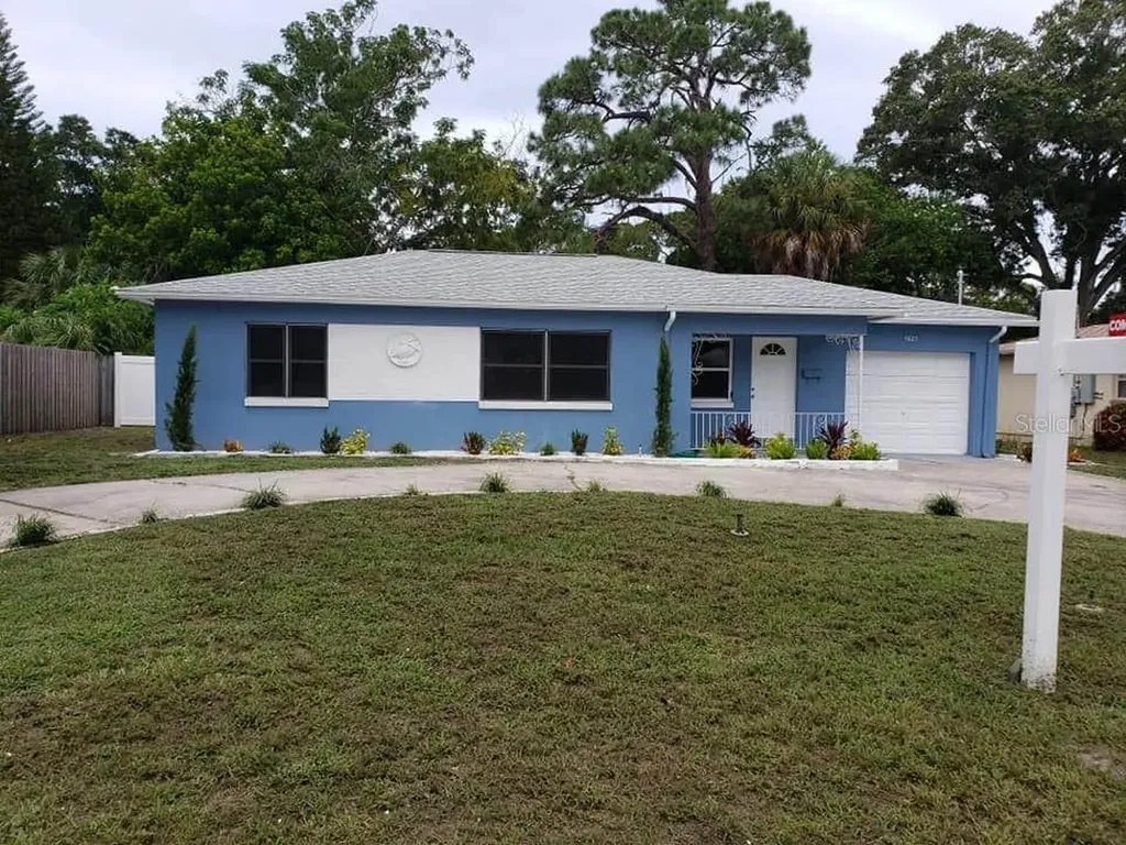 4825 Drive Martin Luther King Jr Street S St Petersburg FL 33705