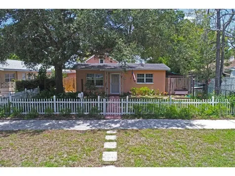 7011 4th Avenue N St Petersburg FL 33710
