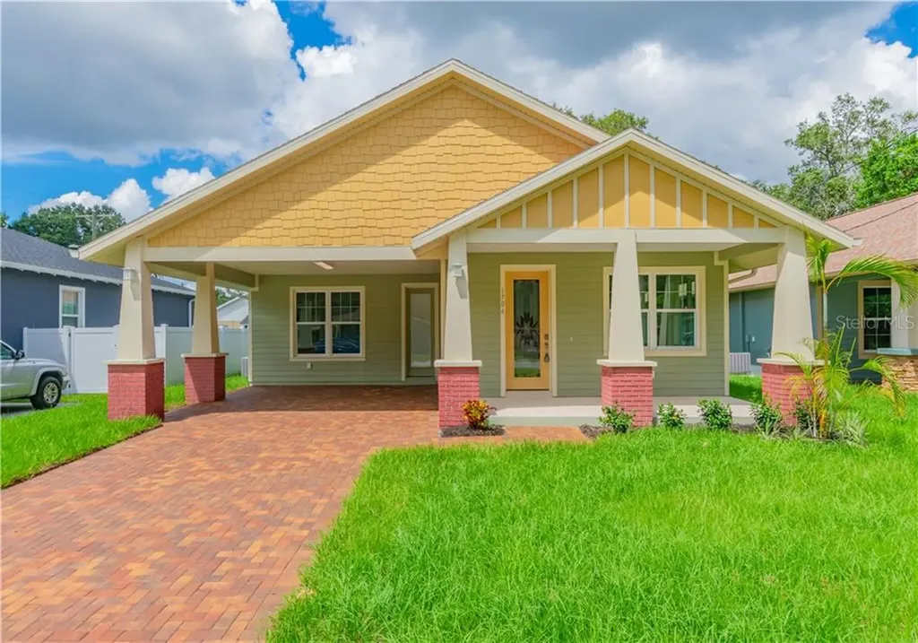 1704 E Diana Street Tampa FL 33610