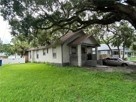2020 Walton Street S St Petersburg FL 33712