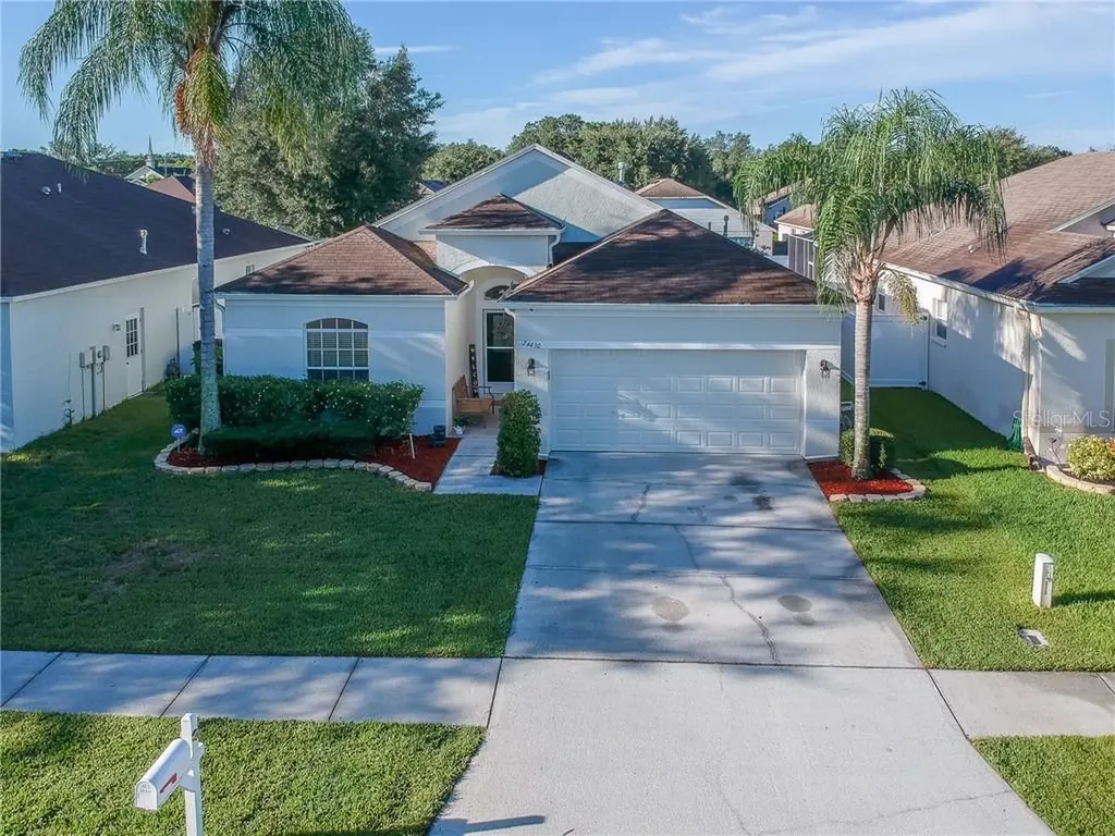 24430 Breezy Oak Court Lutz FL 33559