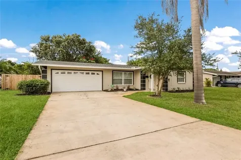 3705 17th Avenue Drive W Bradenton FL 34205