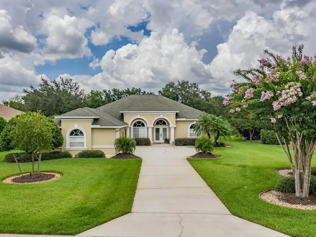 13401 Thoroughbred Drive Dade City FL 33525