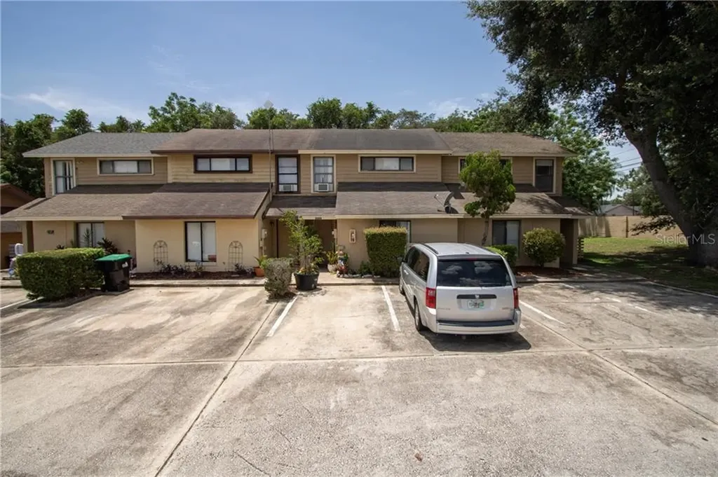 1296 Woodman Way Orlando FL 32818