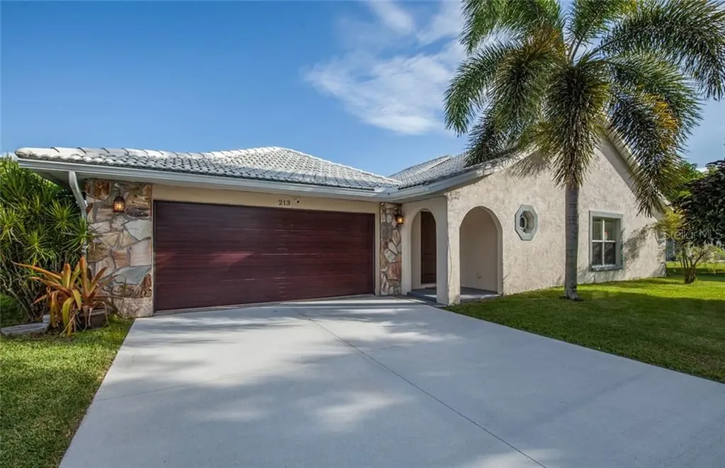 213 Lychee Road Nokomis FL 34275