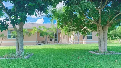 2573 S Stewart Street Kissimmee FL 34746