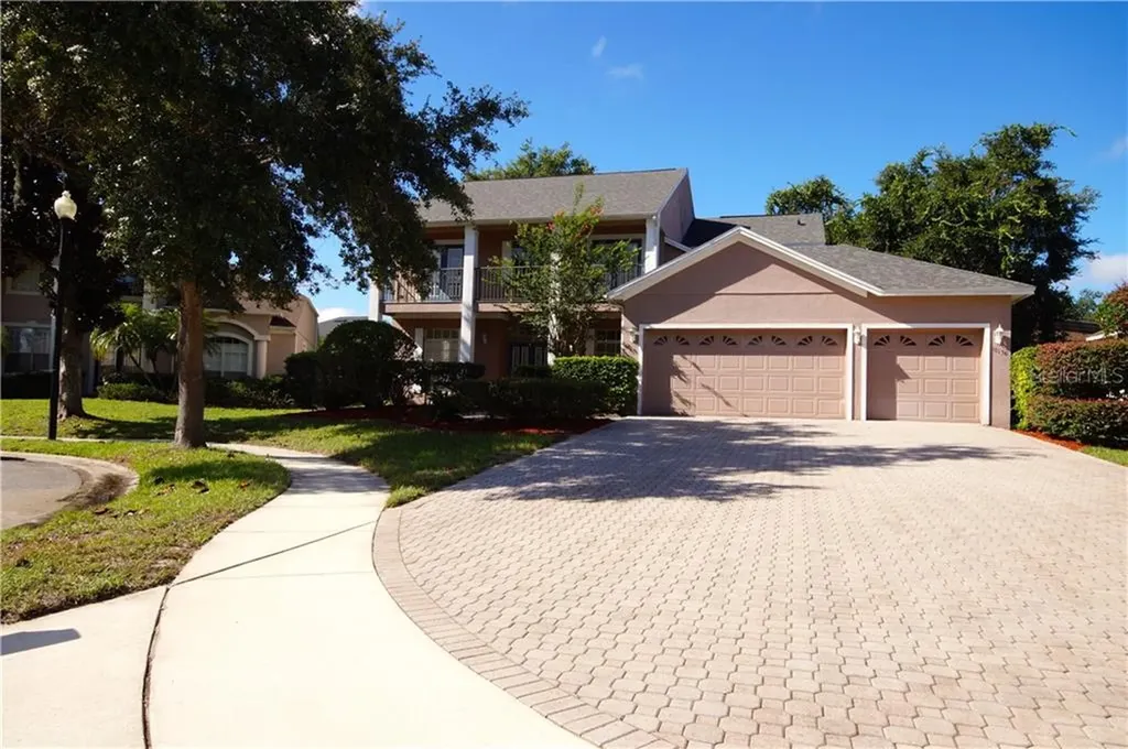 10136 Canopy Tree Court Orlando FL 32836
