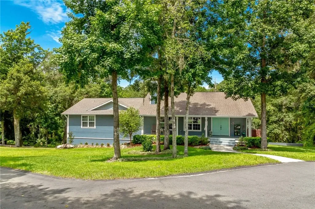 4243 Nancy Creek Boulevard Brooksville FL 34602