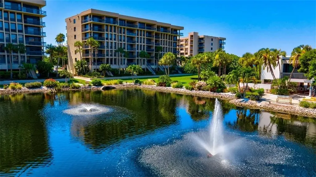 1075 Gulf Of Mexico Drive Longboat Key FL 34228
