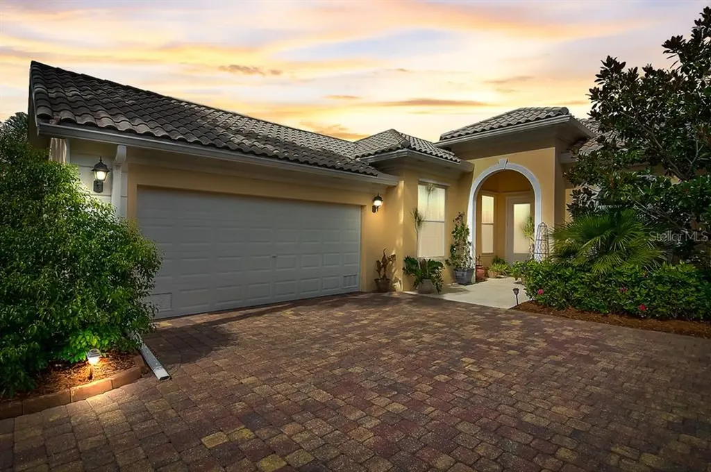 7770 Uliva Way Sarasota FL 34238