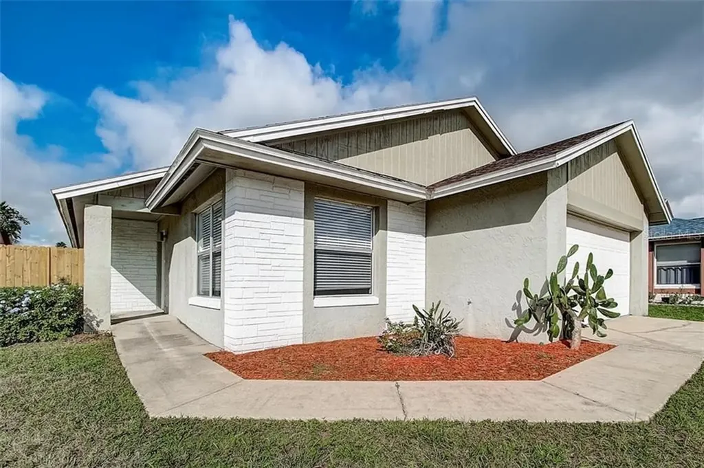 3181 Pinto Drive Kissimmee FL 34746