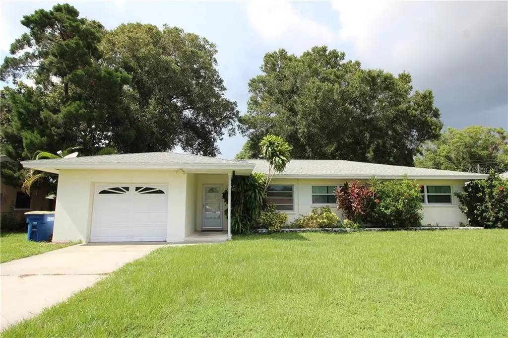 1454 Parkwood Street Clearwater FL 33755