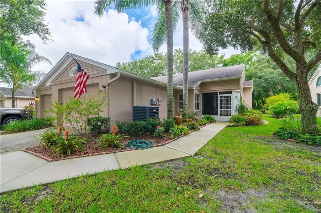 5245 Lochmead Terrace Zephyrhills FL 33541