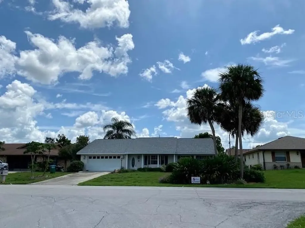 1935 Amherst Avenue Deltona FL 32738