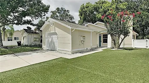 2208 Faxton Court Orlando FL 32812
