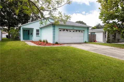 1110 49th Avenue N St Petersburg FL 33703