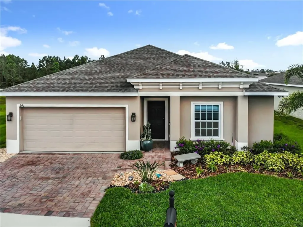 241 Salamanca Road Davenport FL 33837