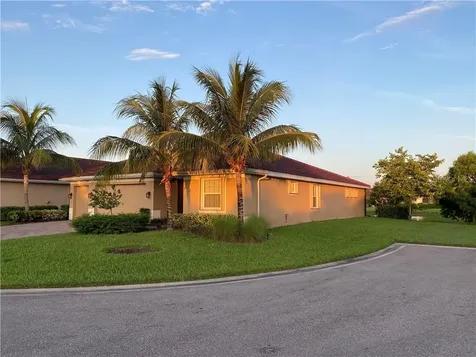 13061 Blue Jasmine Drive North Fort Myers FL 33903