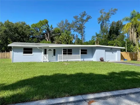 2010 52nd Avenue W Bradenton FL 34207