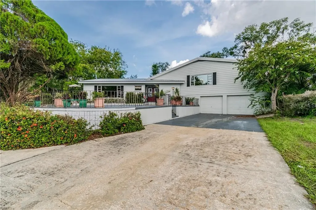 5406 Riverhills Drive Temple Terrace FL 33617