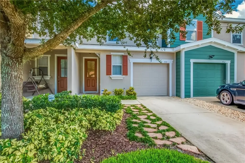 730 Chacall Loop Mount Dora FL 32757