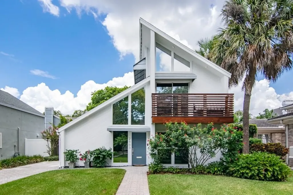 2903 W Bay Court Avenue Tampa FL 33611