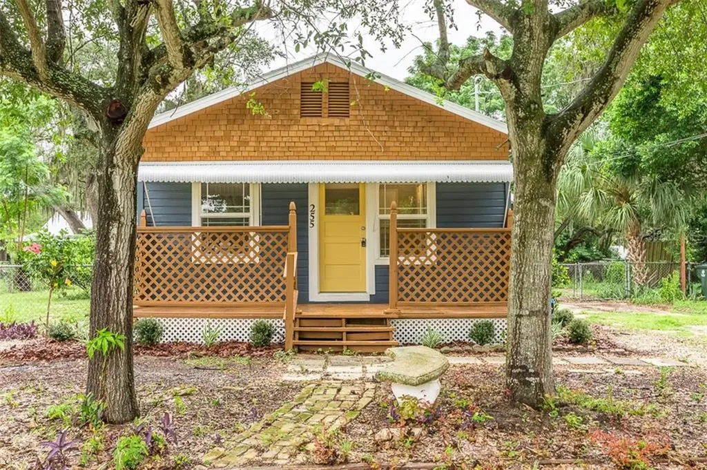 255 S Nekoma Avenue Lake Alfred FL 33850