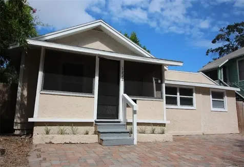 1222 Highland Court N St Petersburg FL 33701