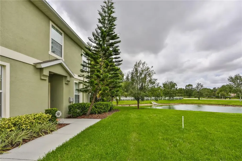 825 Ashentree Drive Plant City FL 33563