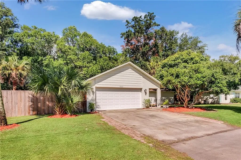 3002 Silver Palm Drive Edgewater FL 32141
