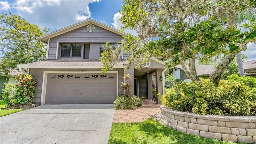 14681 Village Glen Circle Tampa FL 33618