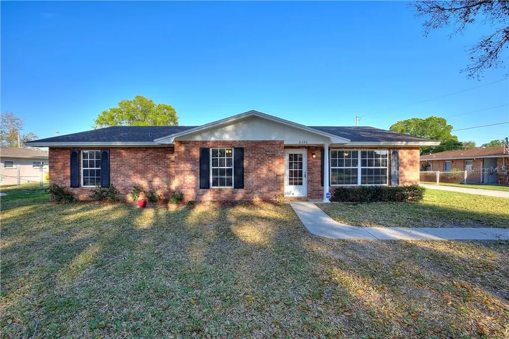 6220 Somerset E Lakeland FL 33813