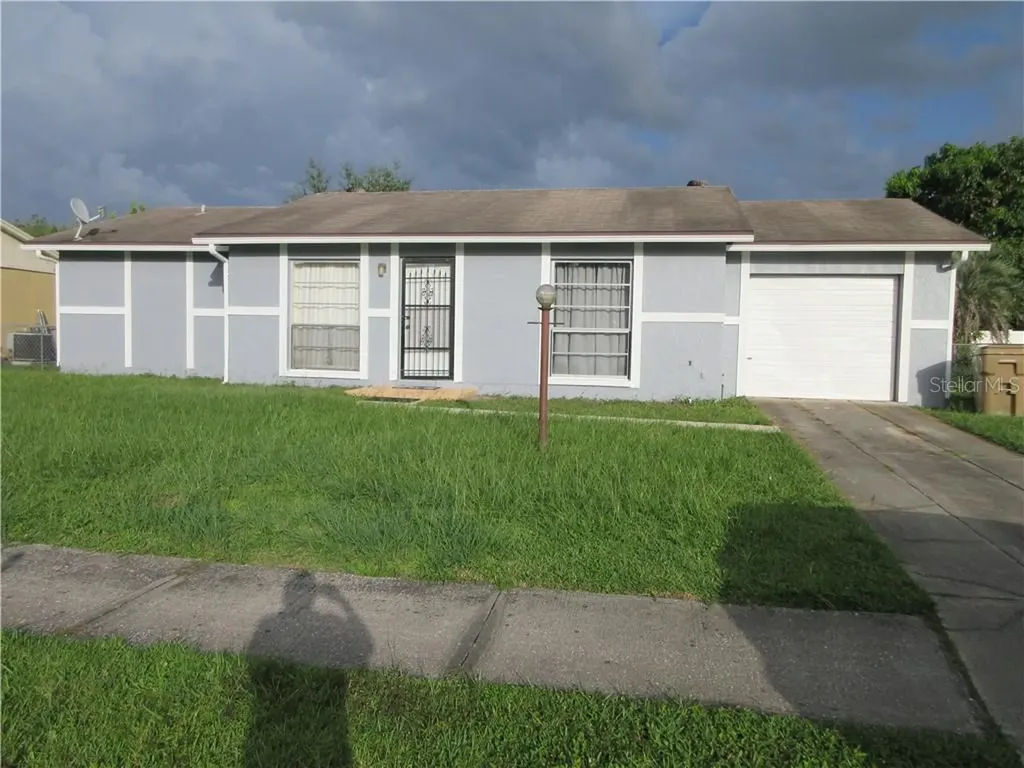 785 Royal Palm Drive Kissimmee FL 34743