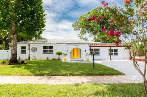 6070 6th Avenue N St Petersburg FL 33710