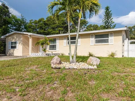 11486 92nd Street Largo FL 33773
