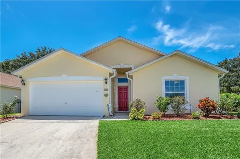 384 China Berry Circle Davenport FL 33837