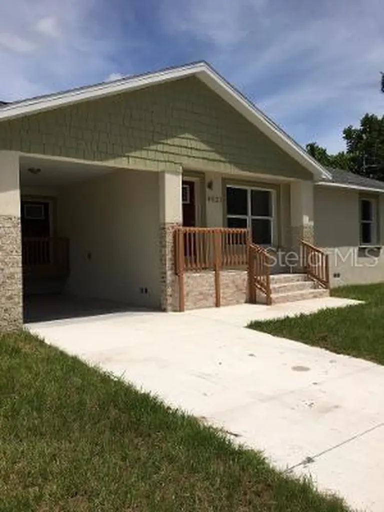 4521 Carlyle Road Tampa FL 33615