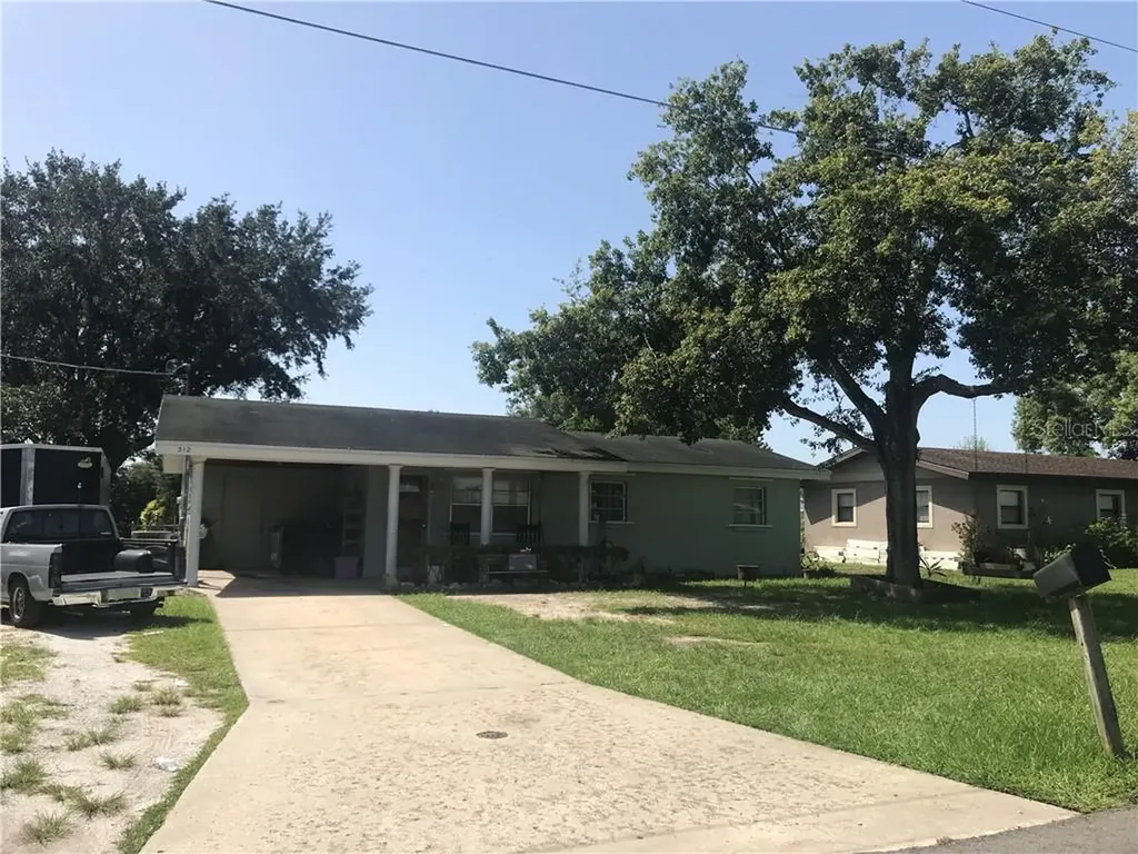 312 Center Street Auburndale FL 33823