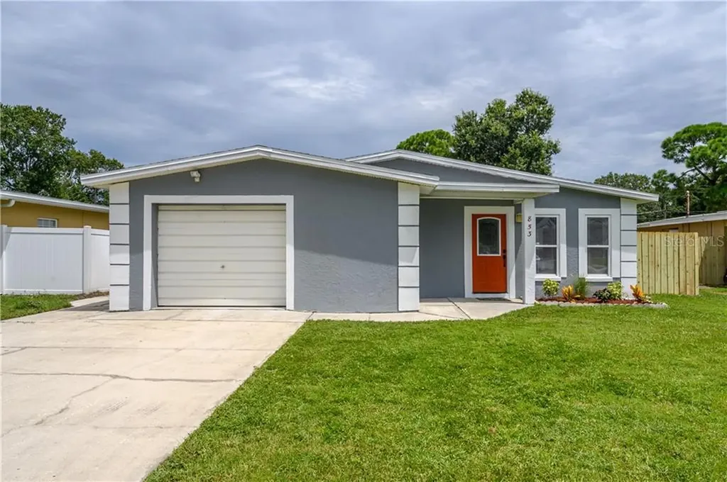 853 88th Avenue N St Petersburg FL 33702