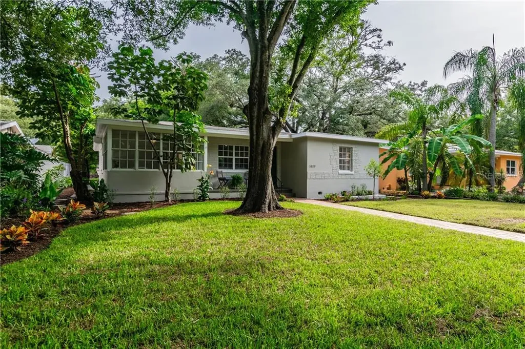 1419 46th Avenue N St Petersburg FL 33703