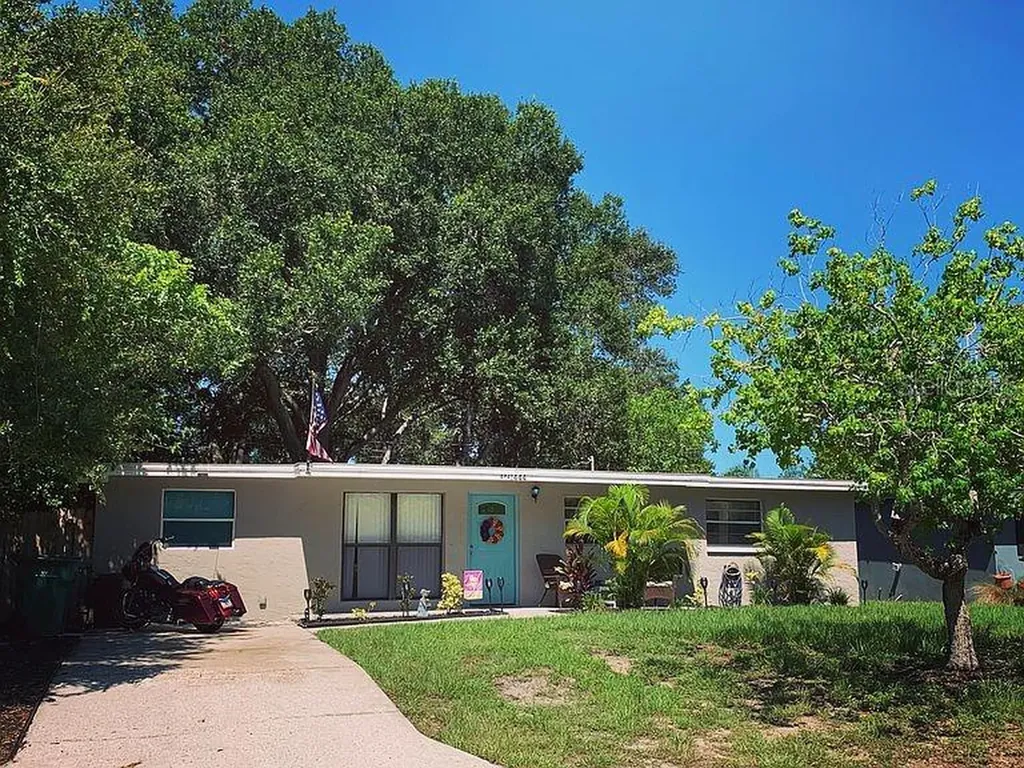 1444 Poinciana Drive Clearwater FL 33764
